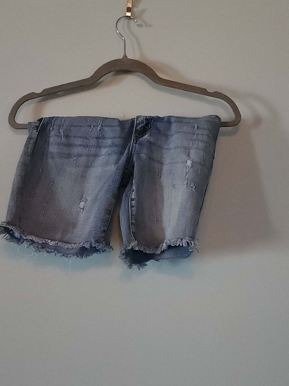 Festivalfashion Everydaystyle KanCan Distressed Denim Shorts